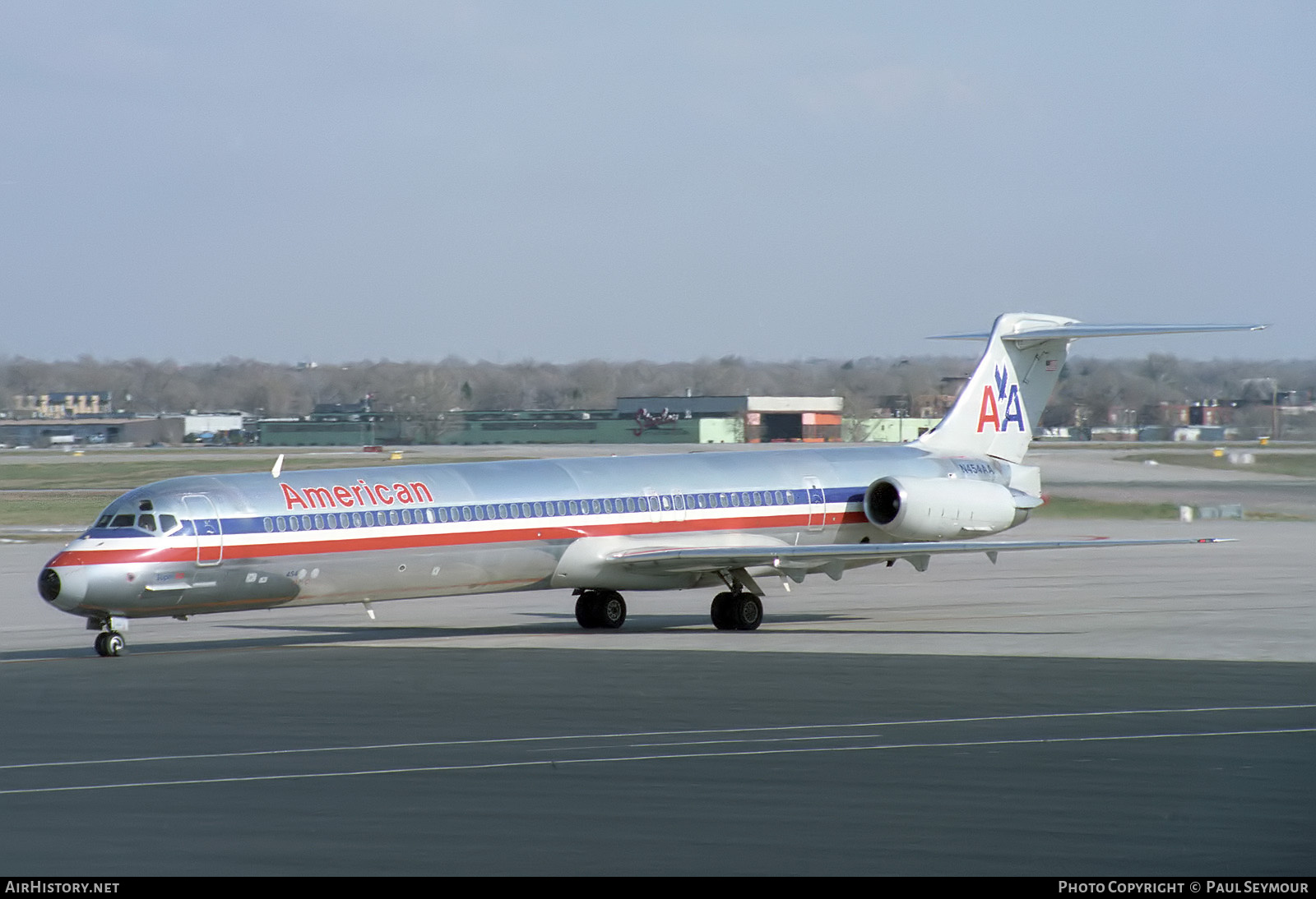 Aircraft Photo of N454AA | McDonnell Douglas MD-82 (DC-9-82) | American Airlines | AirHistory.net #837073