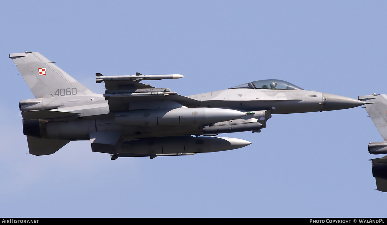 Aircraft Photo of 4060 | Lockheed Martin F-16CJ Fighting Falcon | Poland - Air Force | AirHistory.net #837103