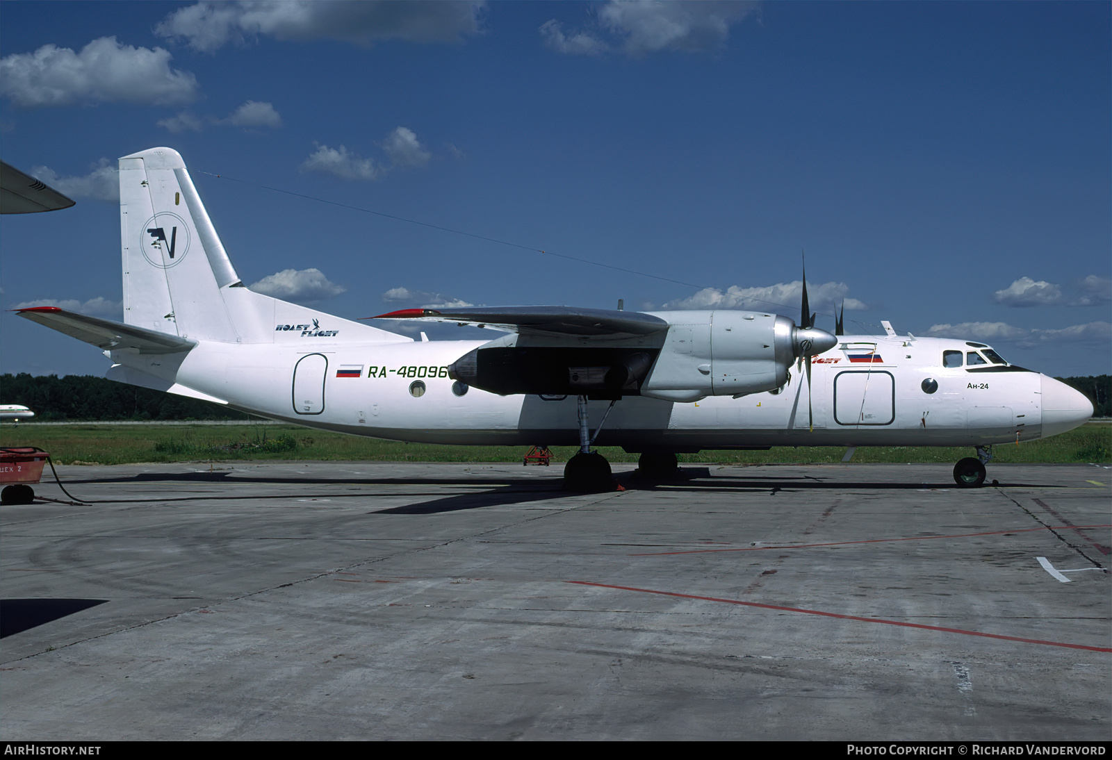 Aircraft Photo of RA-48096 | Antonov An-24RV | Polet Flight | AirHistory.net #837152