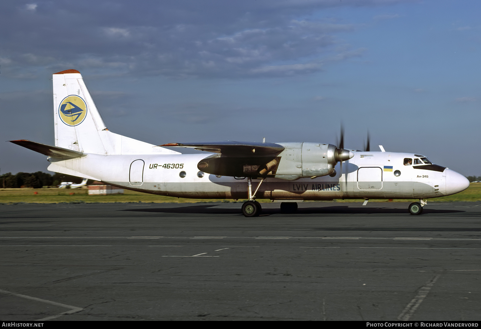 Aircraft Photo of UN-46305 | Antonov An-24B | Lviv Airlines | AirHistory.net #837178