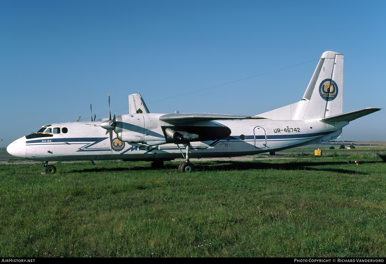 Aircraft Photo of UR-46742 | Antonov An-24B | Omega | AirHistory.net #837220
