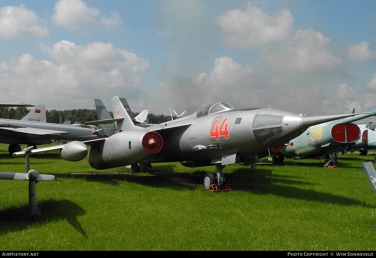 Aircraft Photo of 44 red | Yakovlev Yak-28L | Soviet Union - Air Force | AirHistory.net #837250