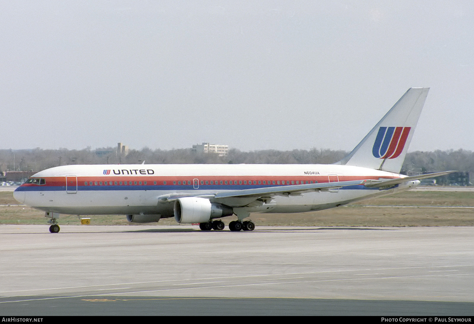 Aircraft Photo of N604UA | Boeing 767-222 | United Airlines | AirHistory.net #837251
