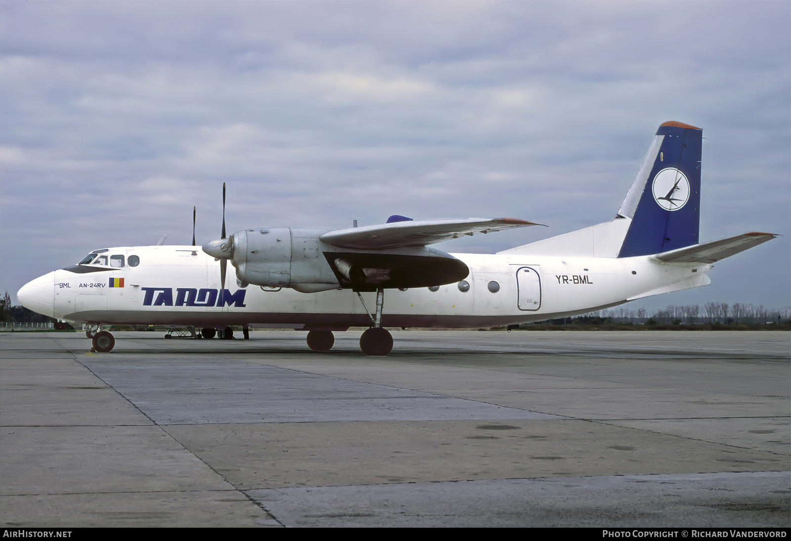 Aircraft Photo of YR-BML | Antonov An-24RV | TAROM - Transporturile Aeriene Române | AirHistory.net #837315