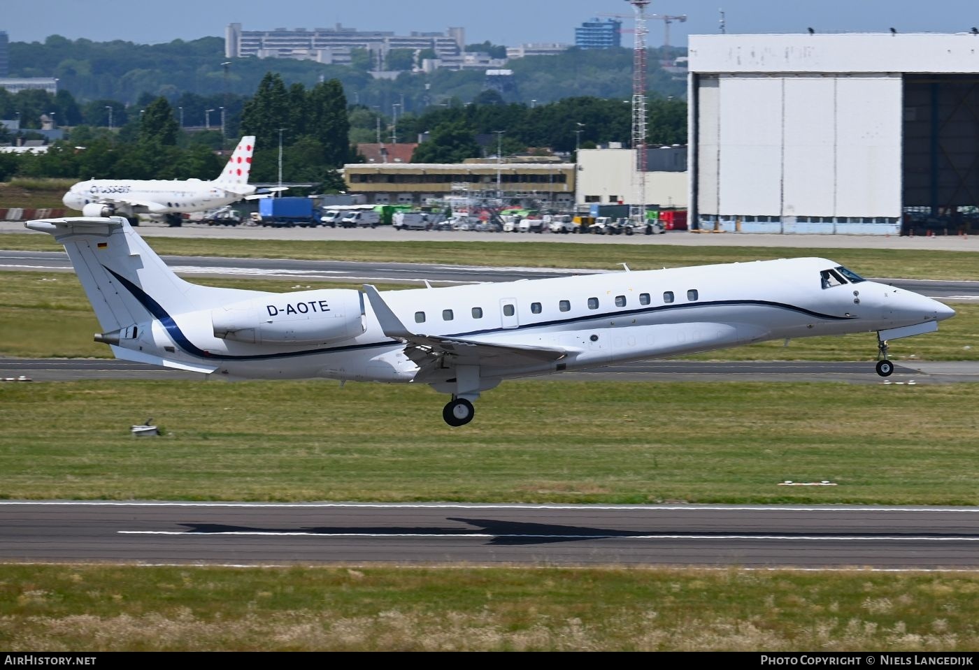 Aircraft Photo of D-AOTE | Embraer Legacy 650 (EMB-135BJ) | AirHistory.net #837511