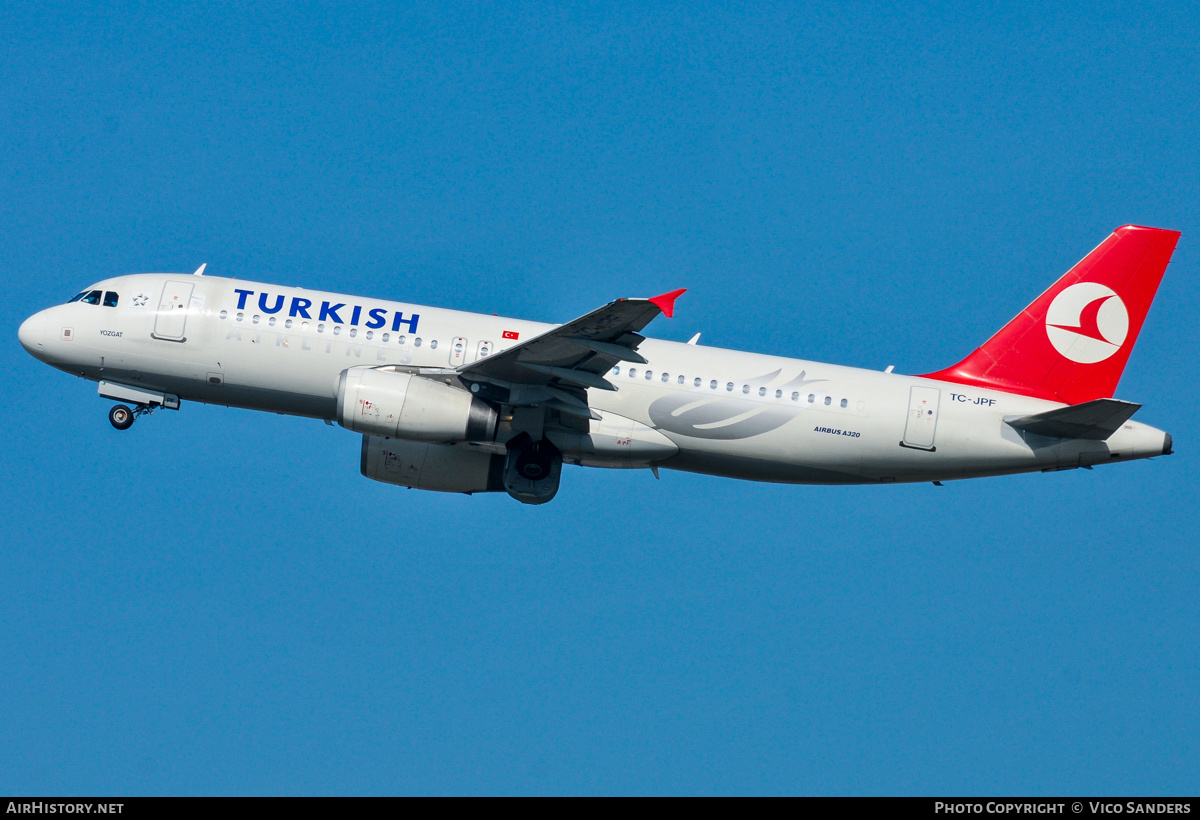 Aircraft Photo of TC-JPF | Airbus A320-232 | Turkish Airlines | AirHistory.net #837533