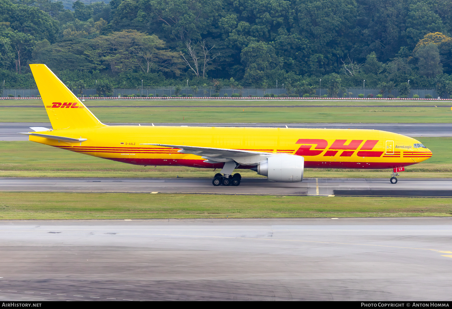 Aircraft Photo of D-AALZ | Boeing 777-F | DHL International | AirHistory.net #837563