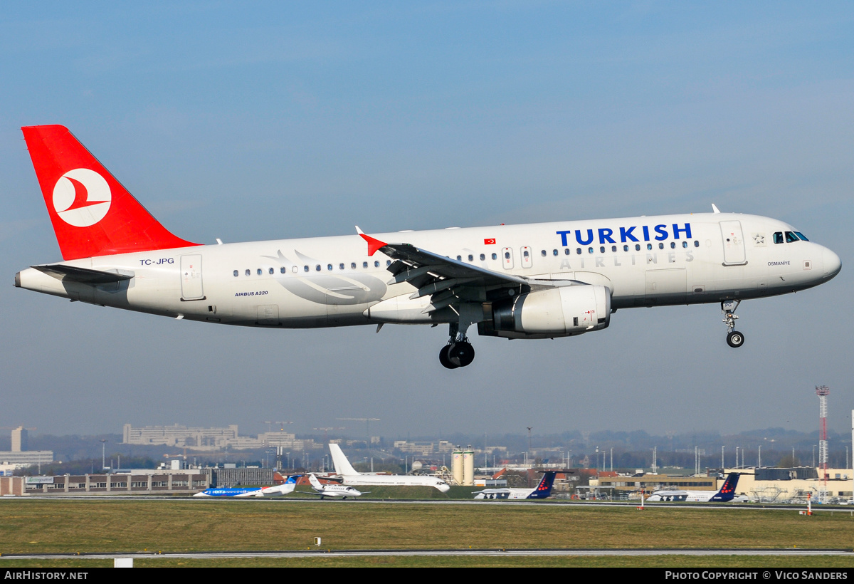 Aircraft Photo of TC-JPG | Airbus A320-232 | Turkish Airlines | AirHistory.net #837596