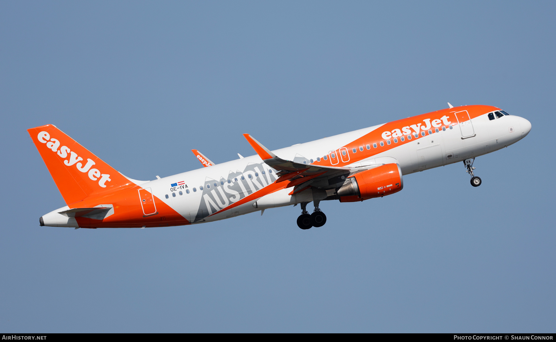 Aircraft Photo of OE-IVA | Airbus A320-214 | EasyJet | AirHistory.net #837657