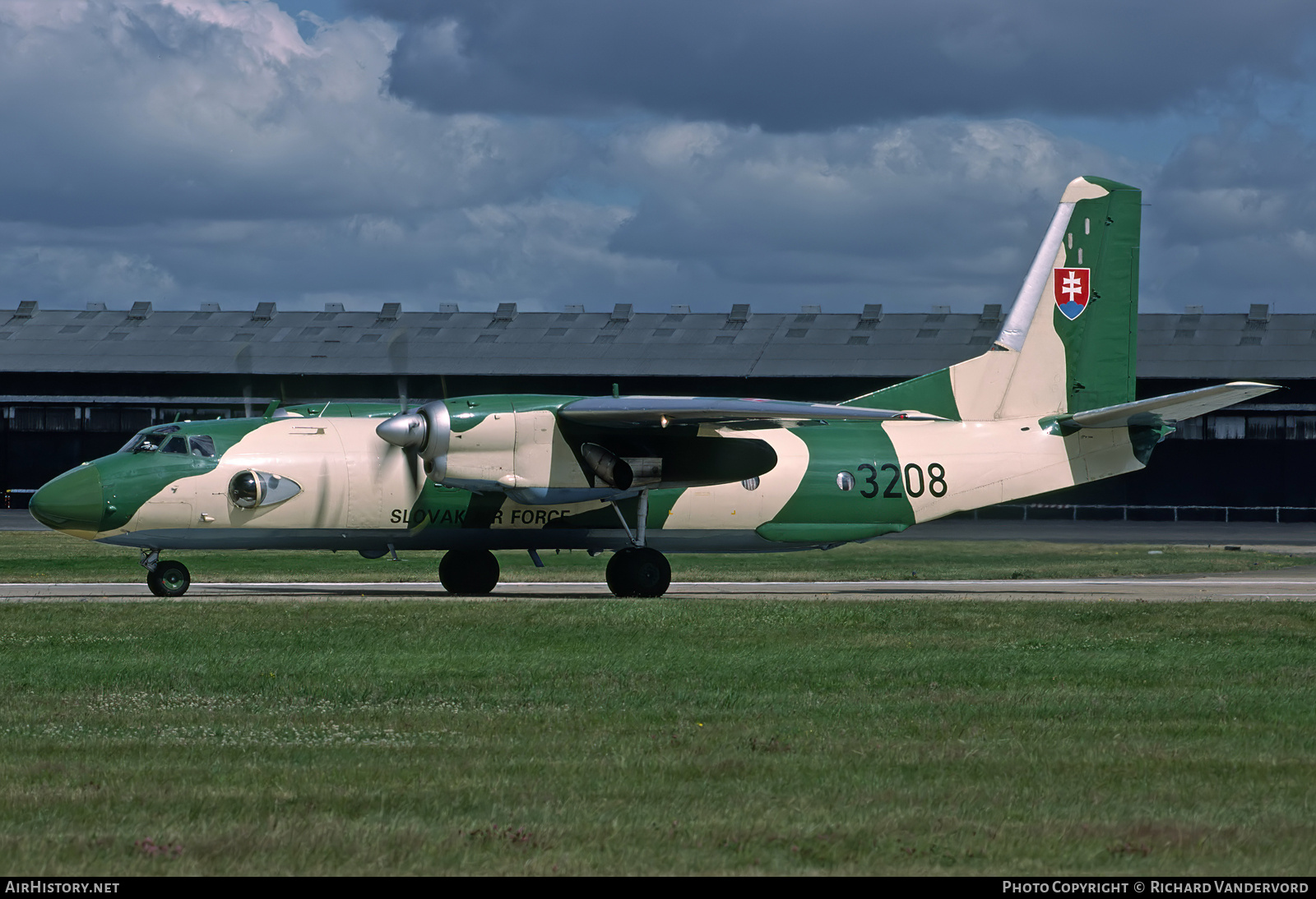 Aircraft Photo of 3208 | Antonov An-26 | Slovakia - Air Force | AirHistory.net #837706