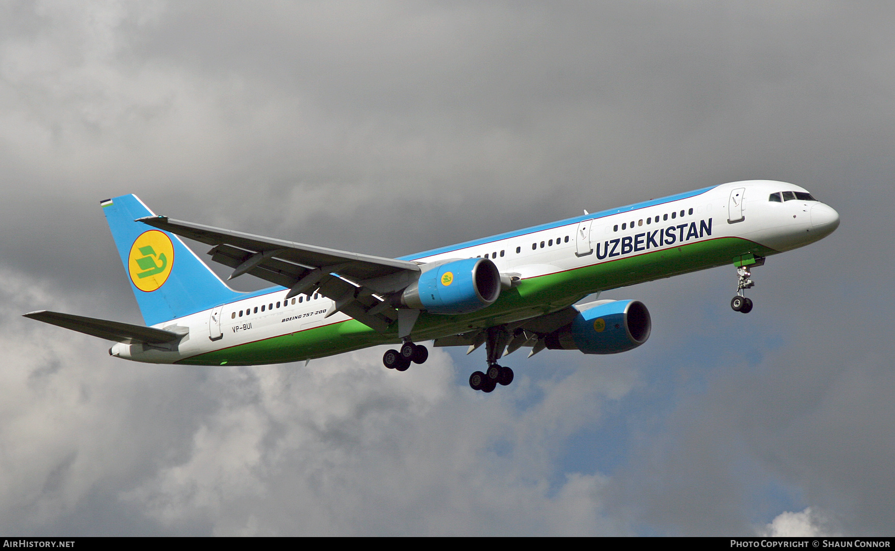 Aircraft Photo of VP-BUI | Boeing 757-231 | Uzbekistan Airways | AirHistory.net #837708