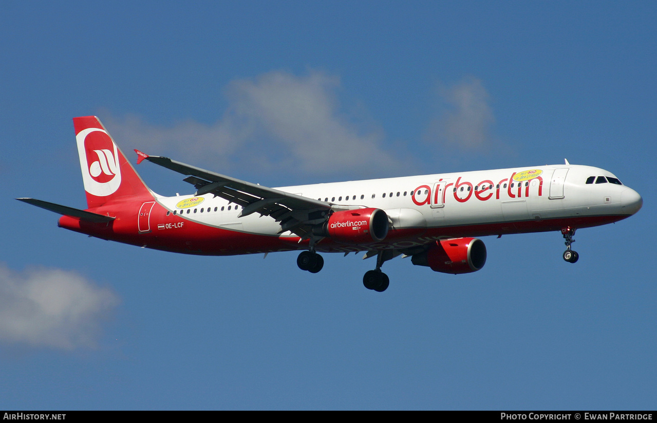Aircraft Photo of OE-LCF | Airbus A321-211 | Air Berlin | AirHistory.net #837784