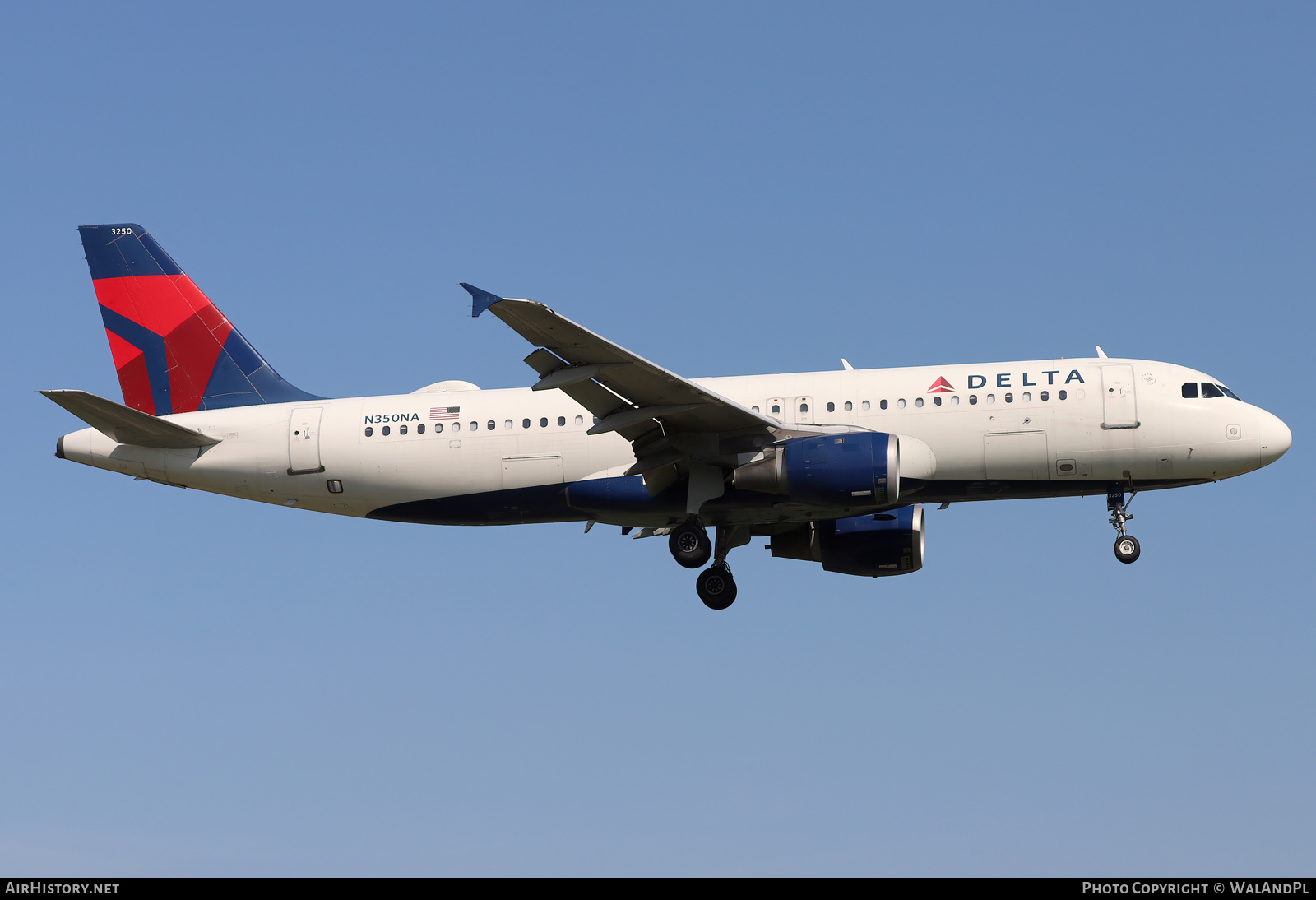 Aircraft Photo of N350NA | Airbus A320-212 | Delta Air Lines | AirHistory.net #837820