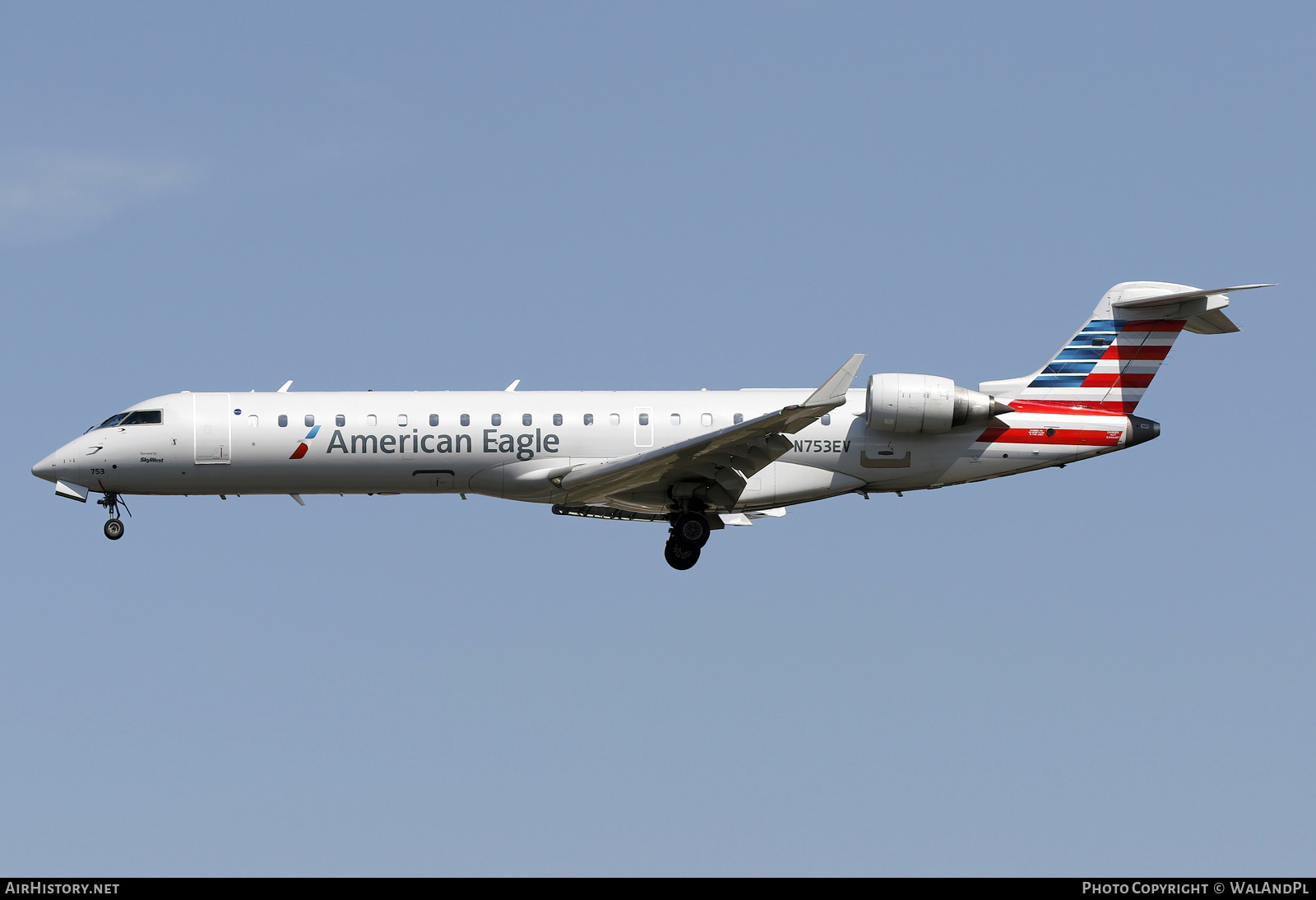 Aircraft Photo of N753EV | Bombardier CRJ-700 (CL-600-2C10) | American Eagle | AirHistory.net #837828