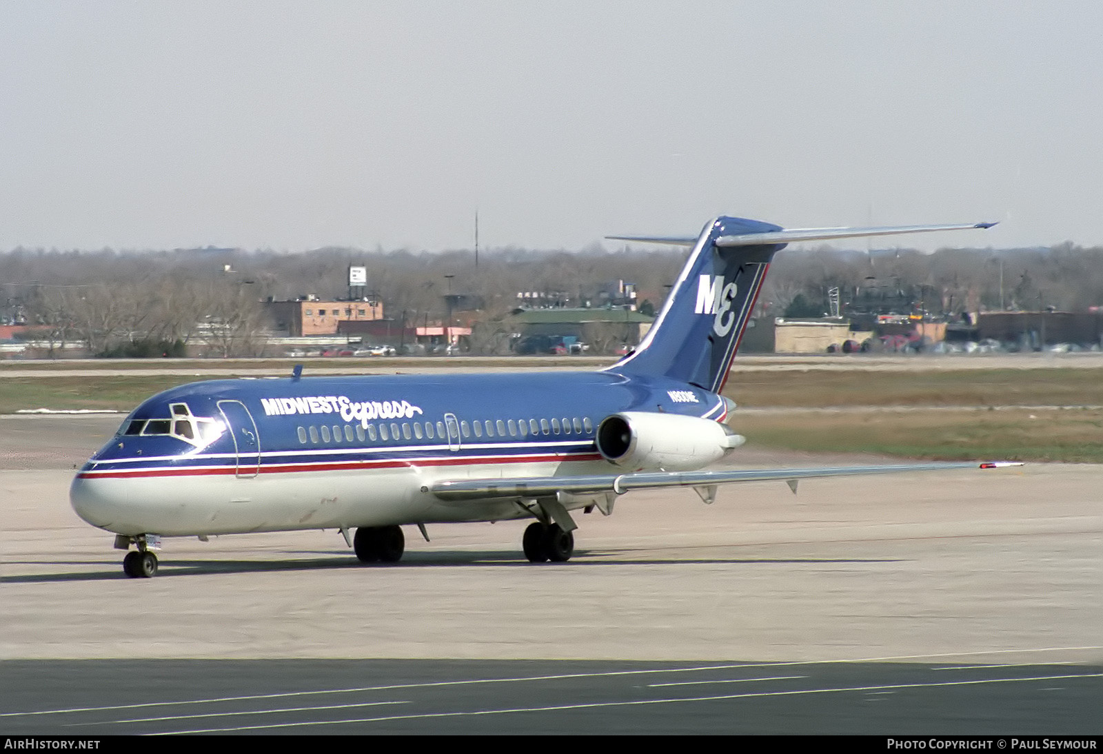Aircraft Photo of N800ME | Douglas DC-9-14 | Midwest Express Airlines | AirHistory.net #837918