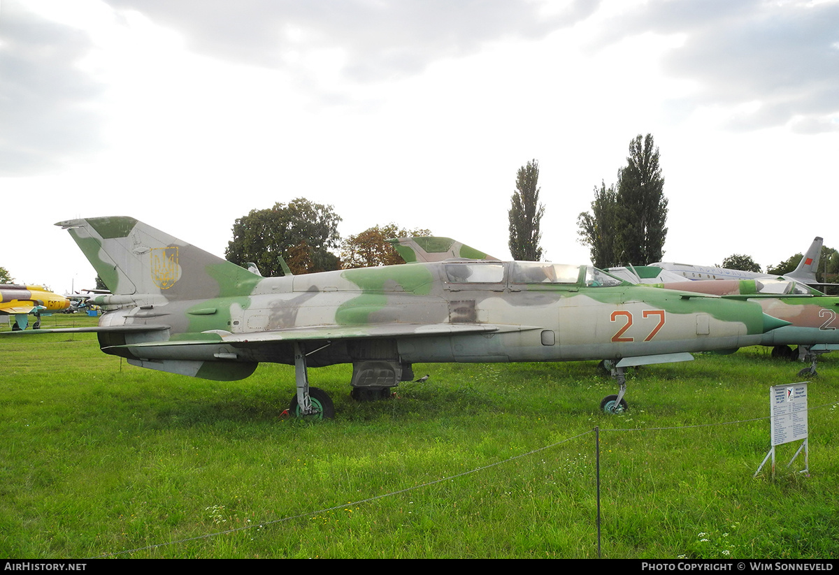 Aircraft Photo of 27 red | Mikoyan-Gurevich MiG-21UM | Ukraine - Air Force | AirHistory.net #837933