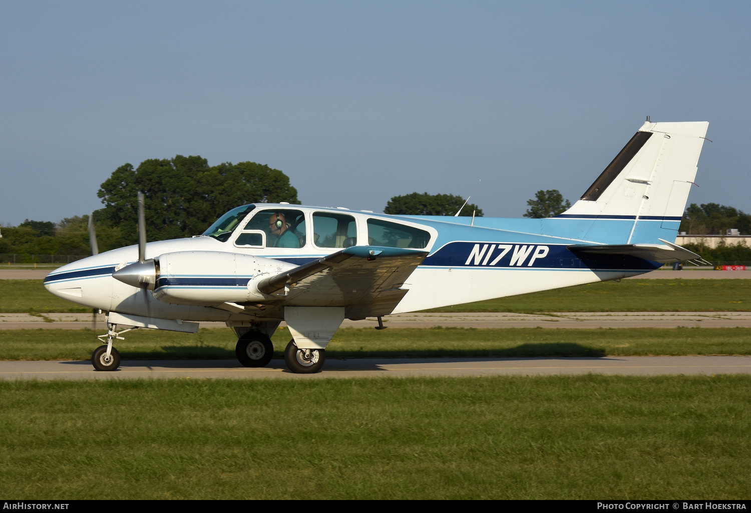 Aircraft Photo of N17WP | Beech 95-B55 Baron | AirHistory.net #838074