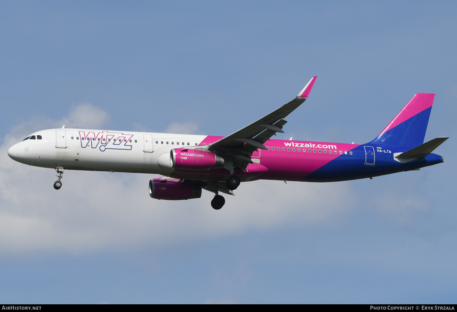 Aircraft Photo of HA-LTA | Airbus A321-231 | Wizz Air | AirHistory.net #838209