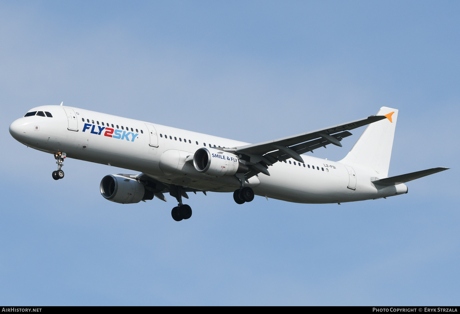 Aircraft Photo of LZ-FSI | Airbus A321-211 | Fly2Sky | AirHistory.net #838254