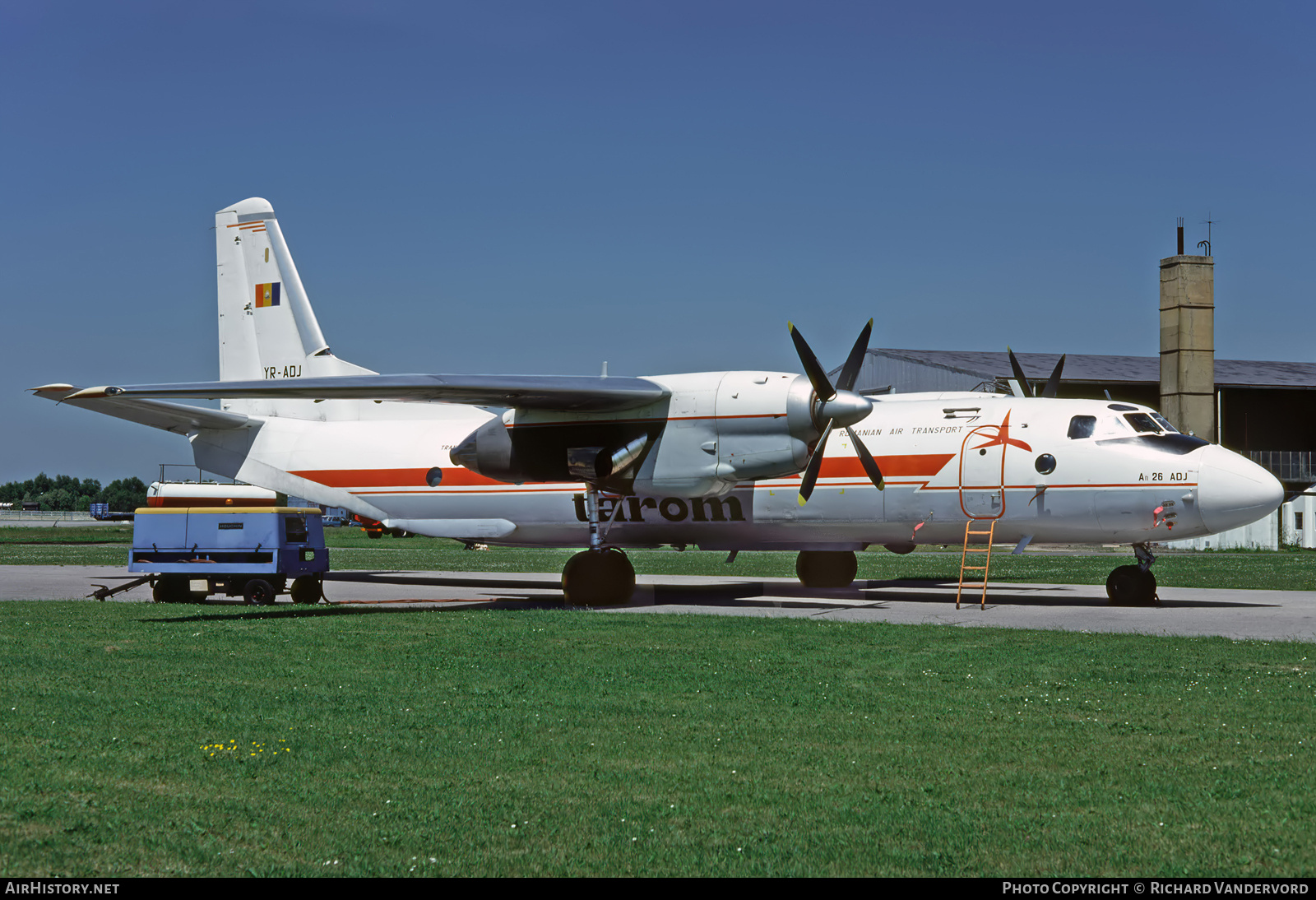 Aircraft Photo of YR-ADJ | Antonov An-26 | TAROM - Transporturile Aeriene Române | AirHistory.net #838286
