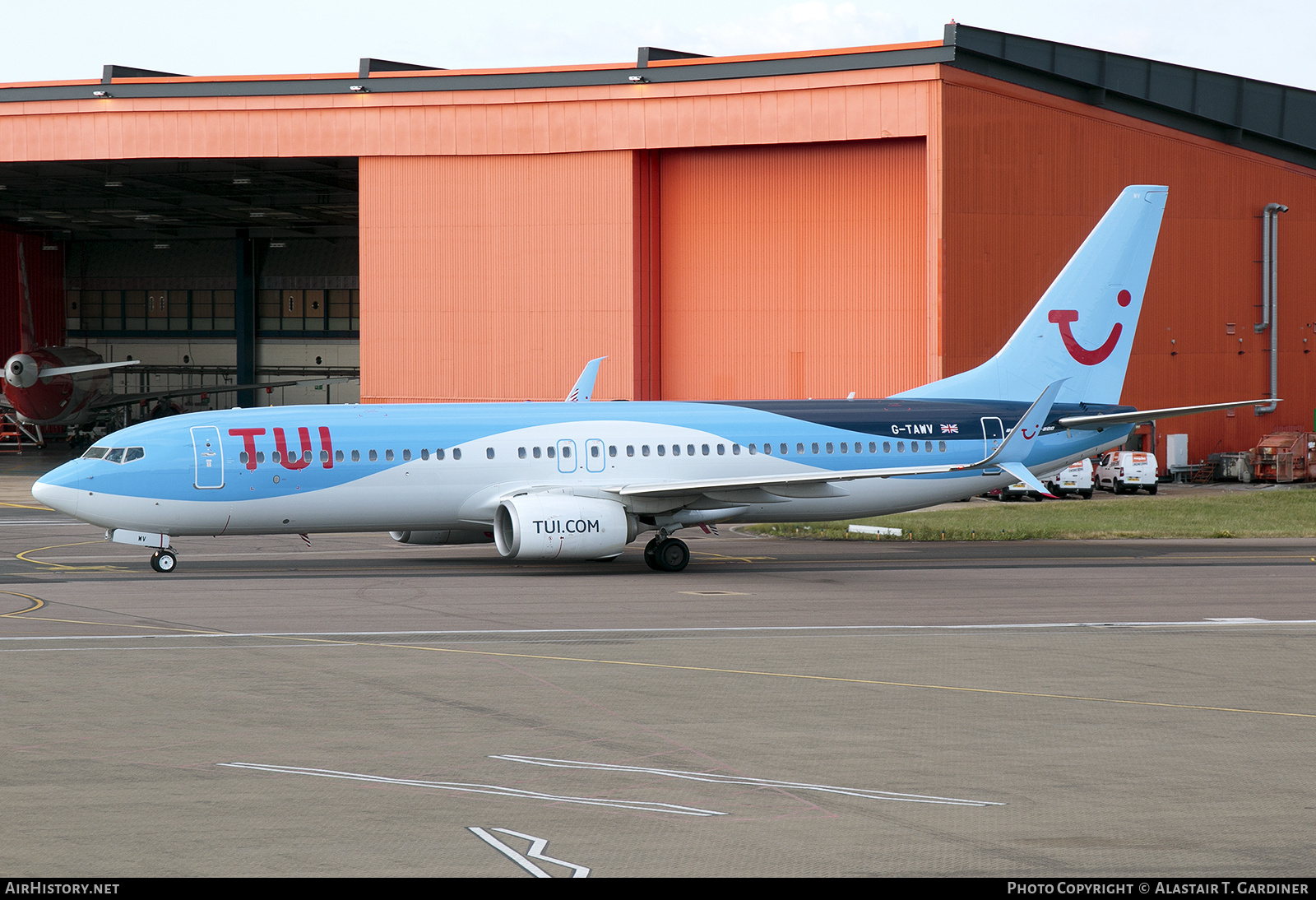 Aircraft Photo of G-TAWV | Boeing 737-8K5 | TUI | AirHistory.net #838317