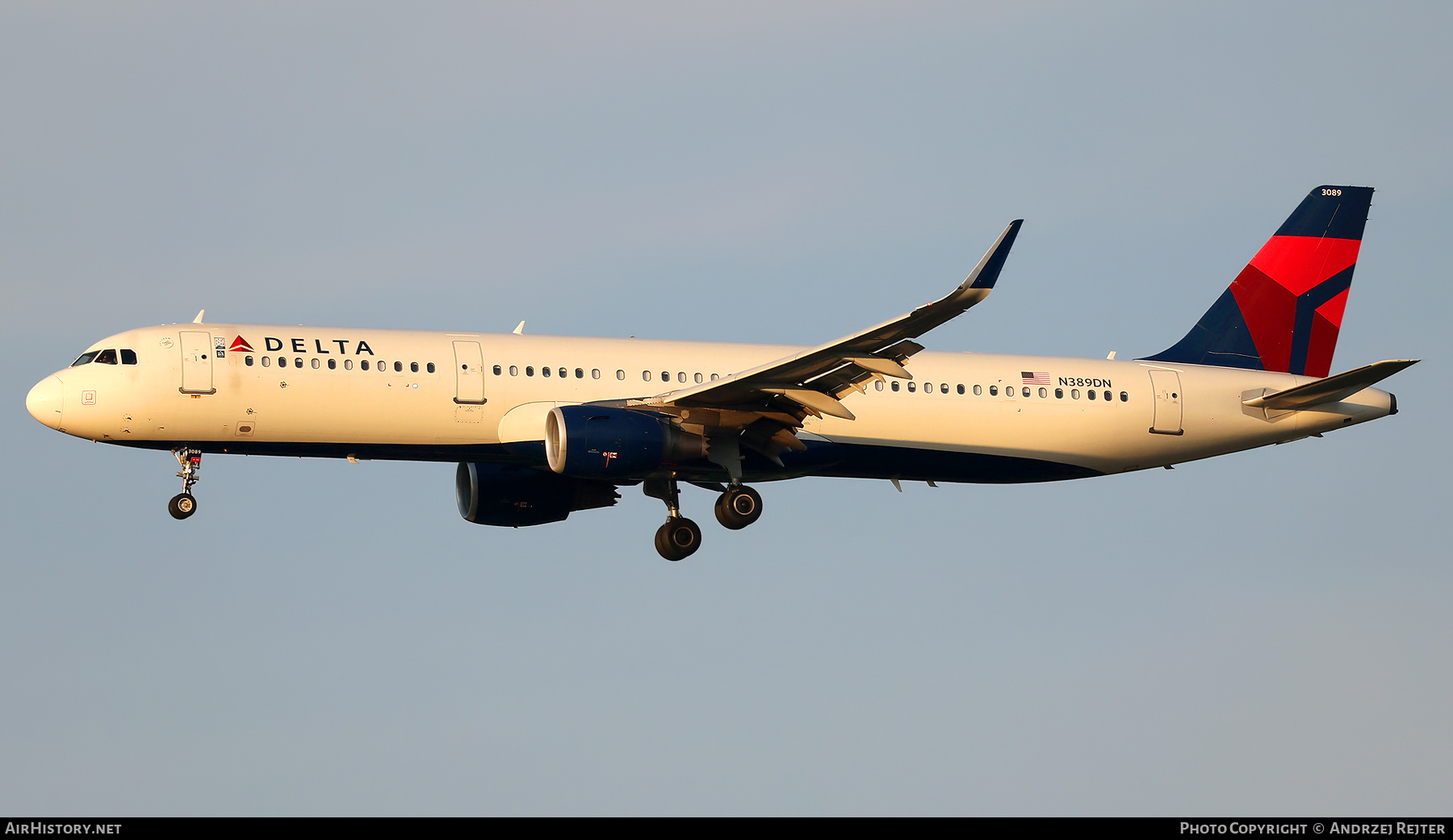 Aircraft Photo of N389DN | Airbus A321-211 | Delta Air Lines | AirHistory.net #838366