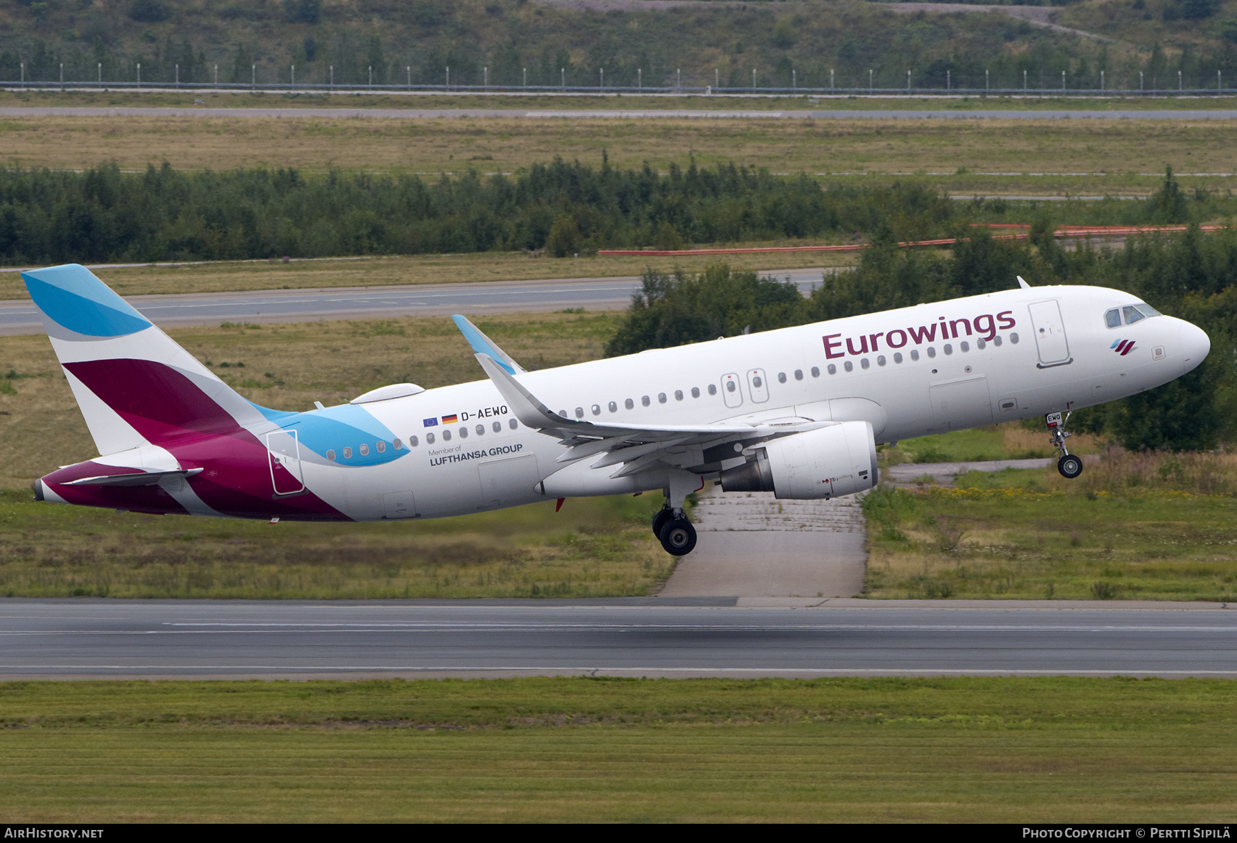 Aircraft Photo of D-AEWQ | Airbus A320-214 | Eurowings | AirHistory.net #838420