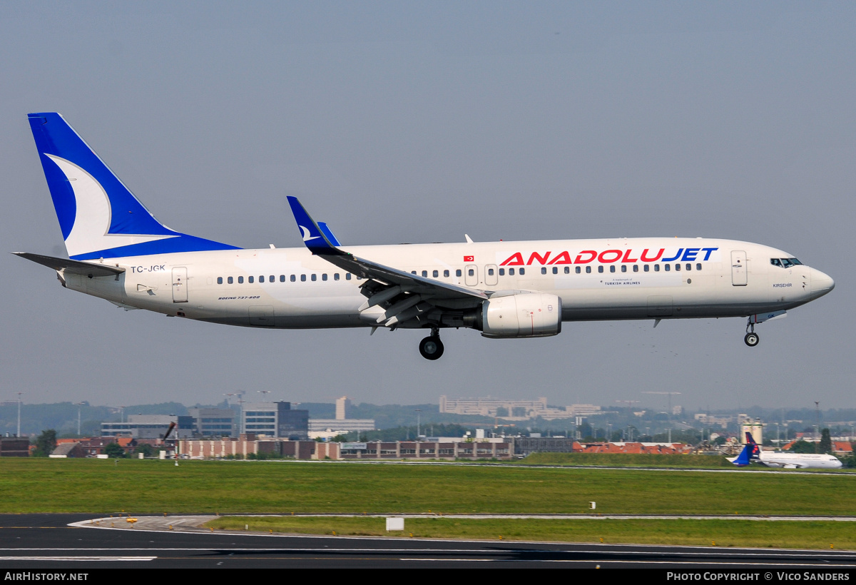 Aircraft Photo of TC-JGT | Boeing 737-8F2 | AnadoluJet | AirHistory.net #838460