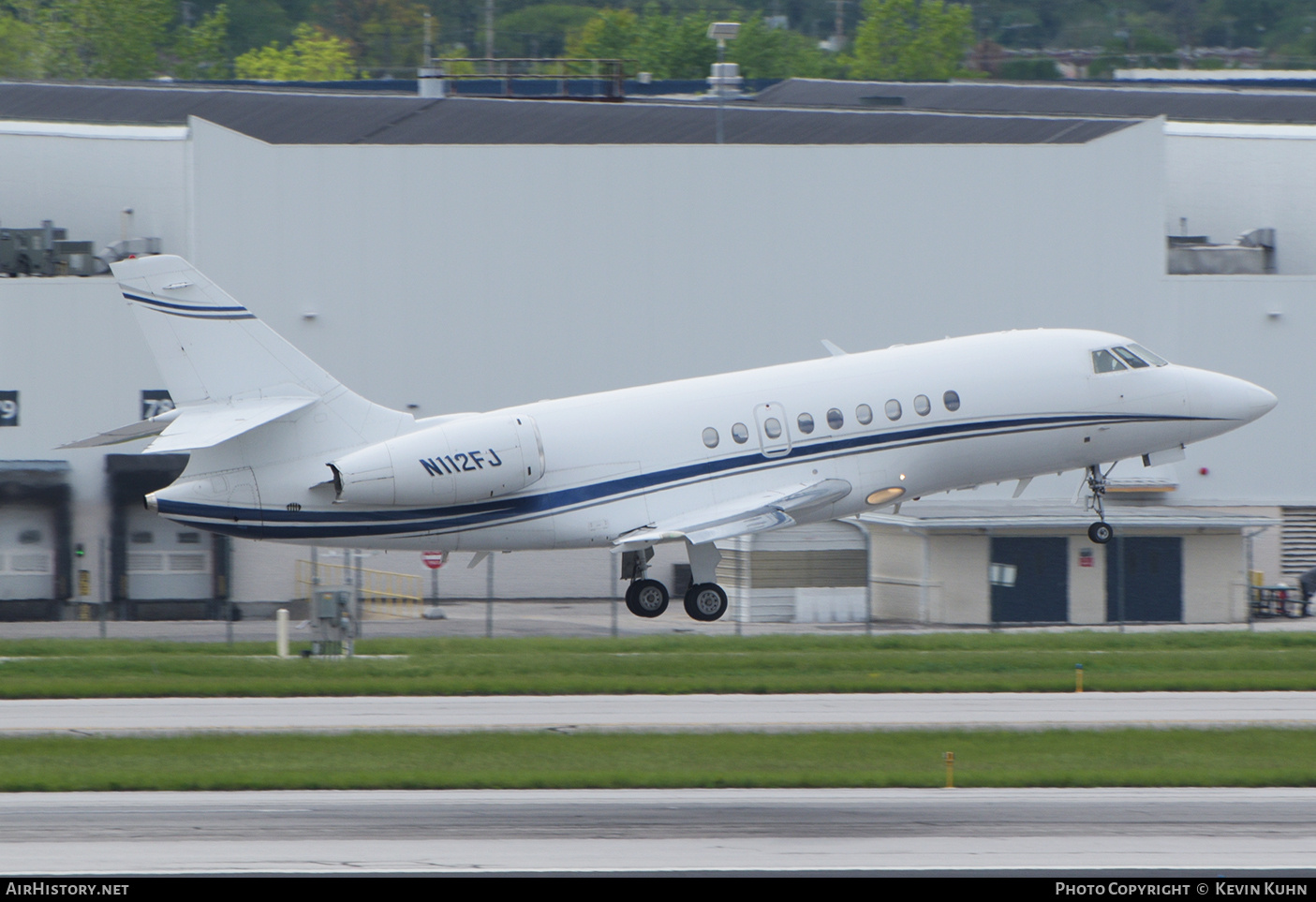 Aircraft Photo of N112FJ | Dassault Falcon 2000 | AirHistory.net #838563