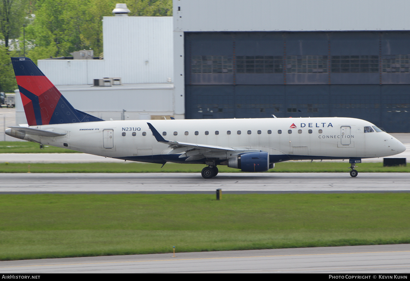 Aircraft Photo of N231JQ | Embraer 175LR (ERJ-170-200LR) | Delta Connection | AirHistory.net #838613