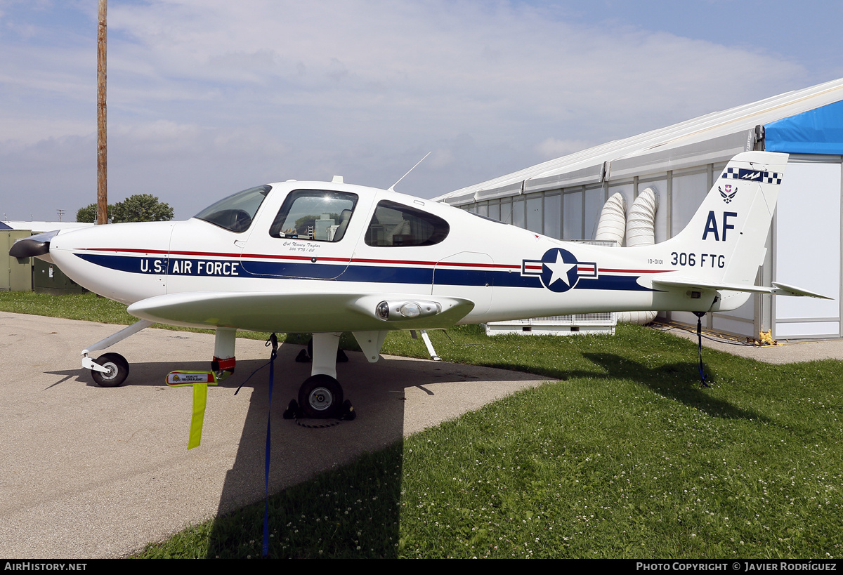 Aircraft Photo of 10-0101 | Cirrus T-53A | USA - Air Force | AirHistory.net #838620