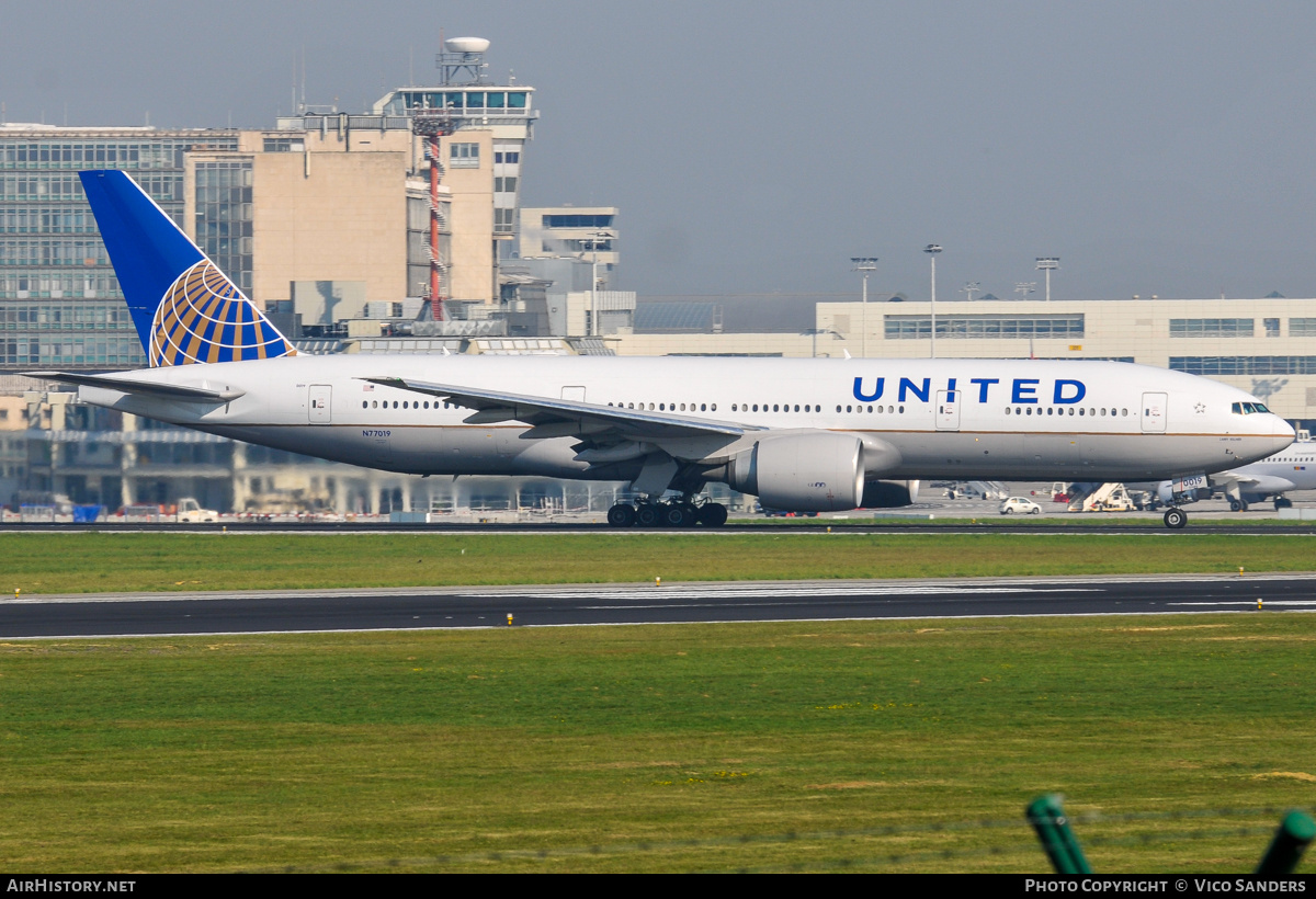 Aircraft Photo of N77019 | Boeing 777-224/ER | United Airlines | AirHistory.net #838695