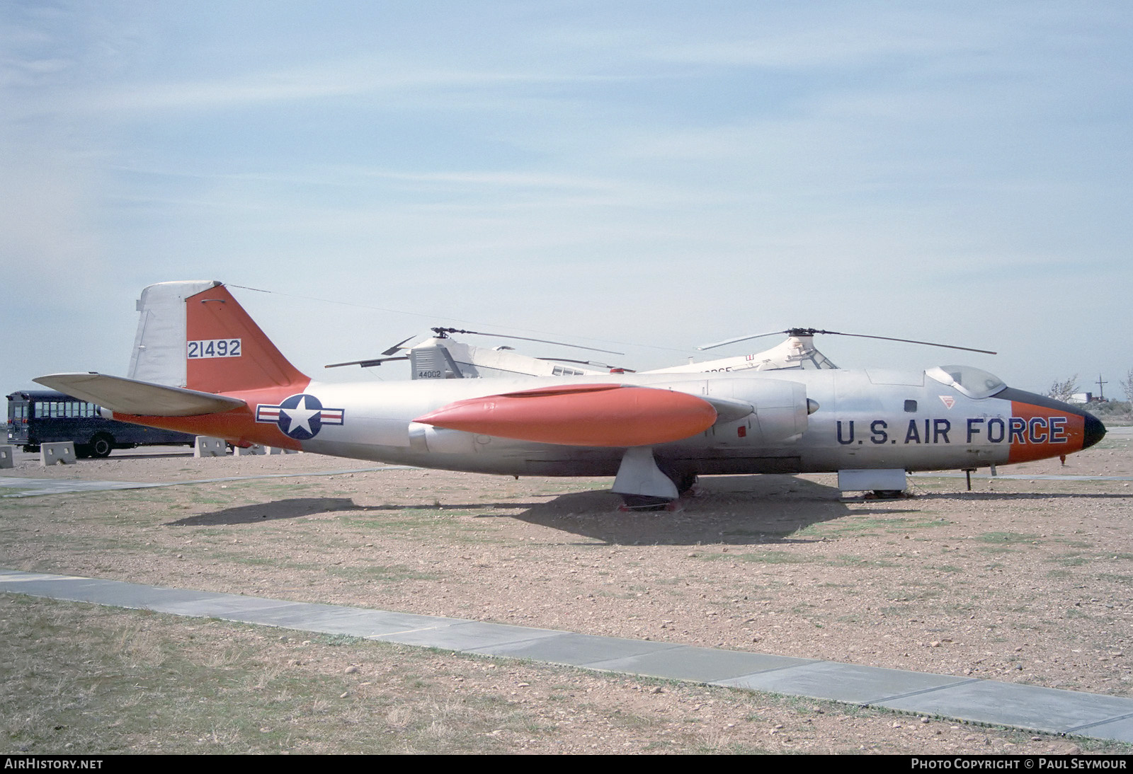 Aircraft Photo of 52-1492 / 21492 | Martin RB-57A Canberra | USA - Air Force | AirHistory.net #838792