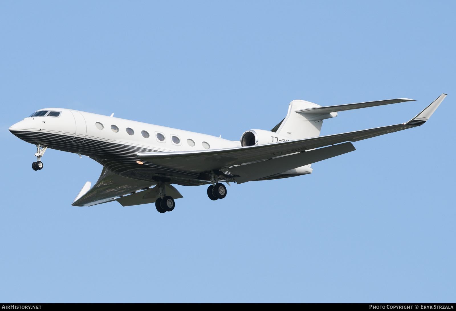 Aircraft Photo of T7-818 | Gulfstream Aerospace G650 (G-VI) | AirHistory.net #838801