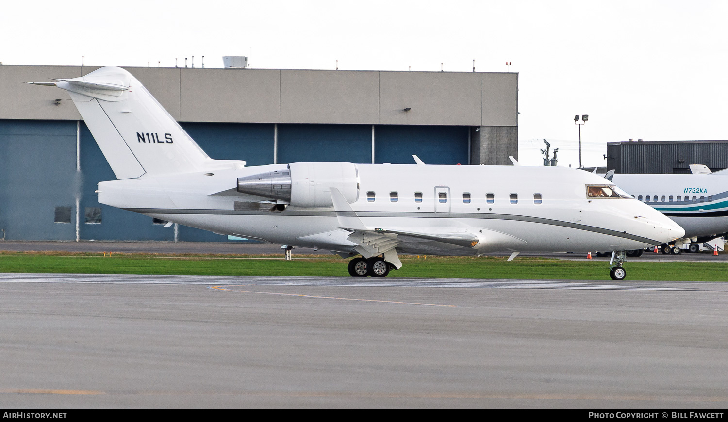 Aircraft Photo of N11LS | Bombardier Challenger 604 (CL-600-2B16) | AirHistory.net #838810
