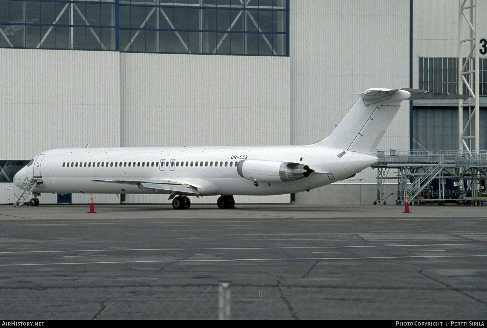 Aircraft Photo of UR-CCK | McDonnell Douglas DC-9-51 | AirHistory.net #838901