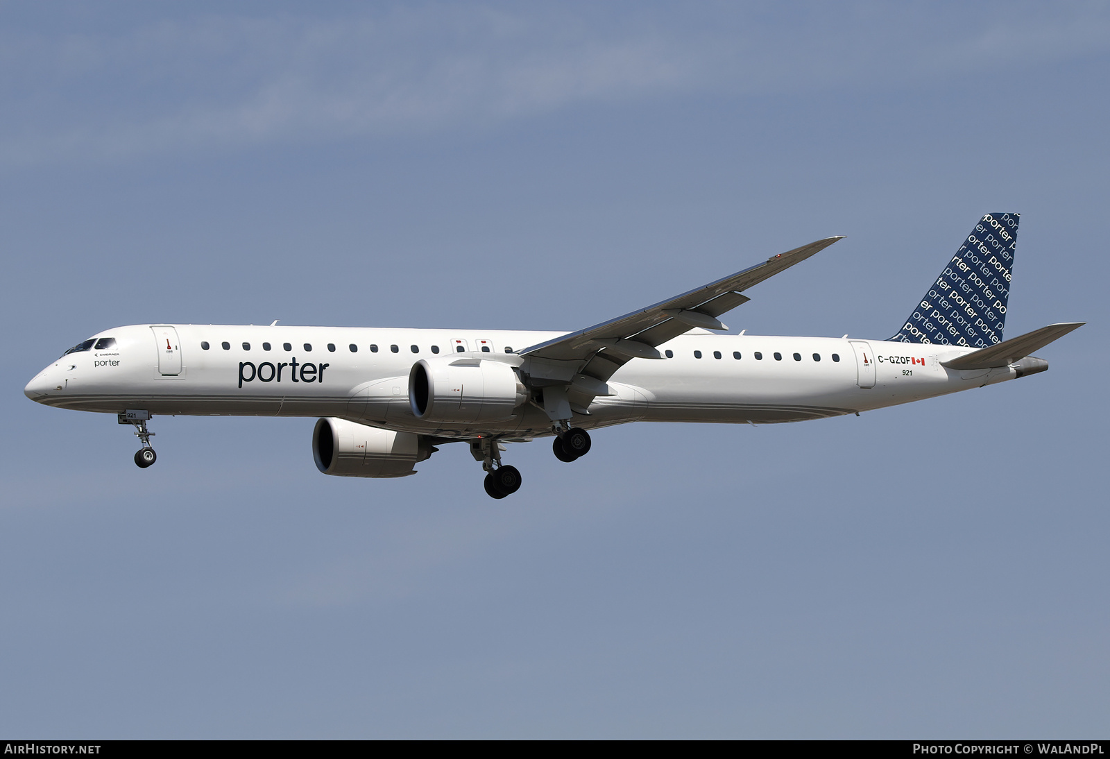 Aircraft Photo of C-GZQF | Embraer 195-E2 (ERJ-190-400) | Porter Airlines | AirHistory.net #838919