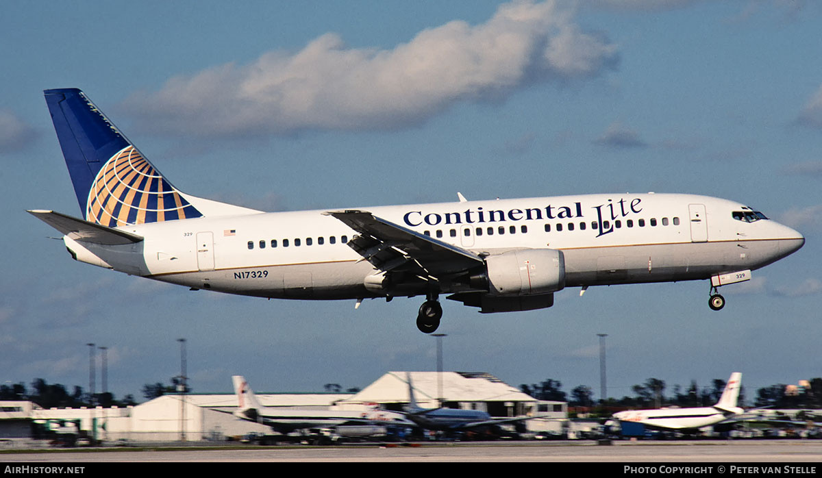 Aircraft Photo of N17329 | Boeing 737-3T0 | Continental Lite | AirHistory.net #838927