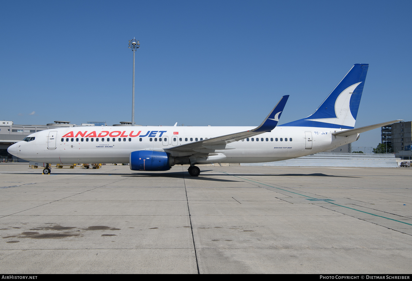Aircraft Photo of TC-JKV | Boeing 737-8Q8 | AnadoluJet | AirHistory.net #838947