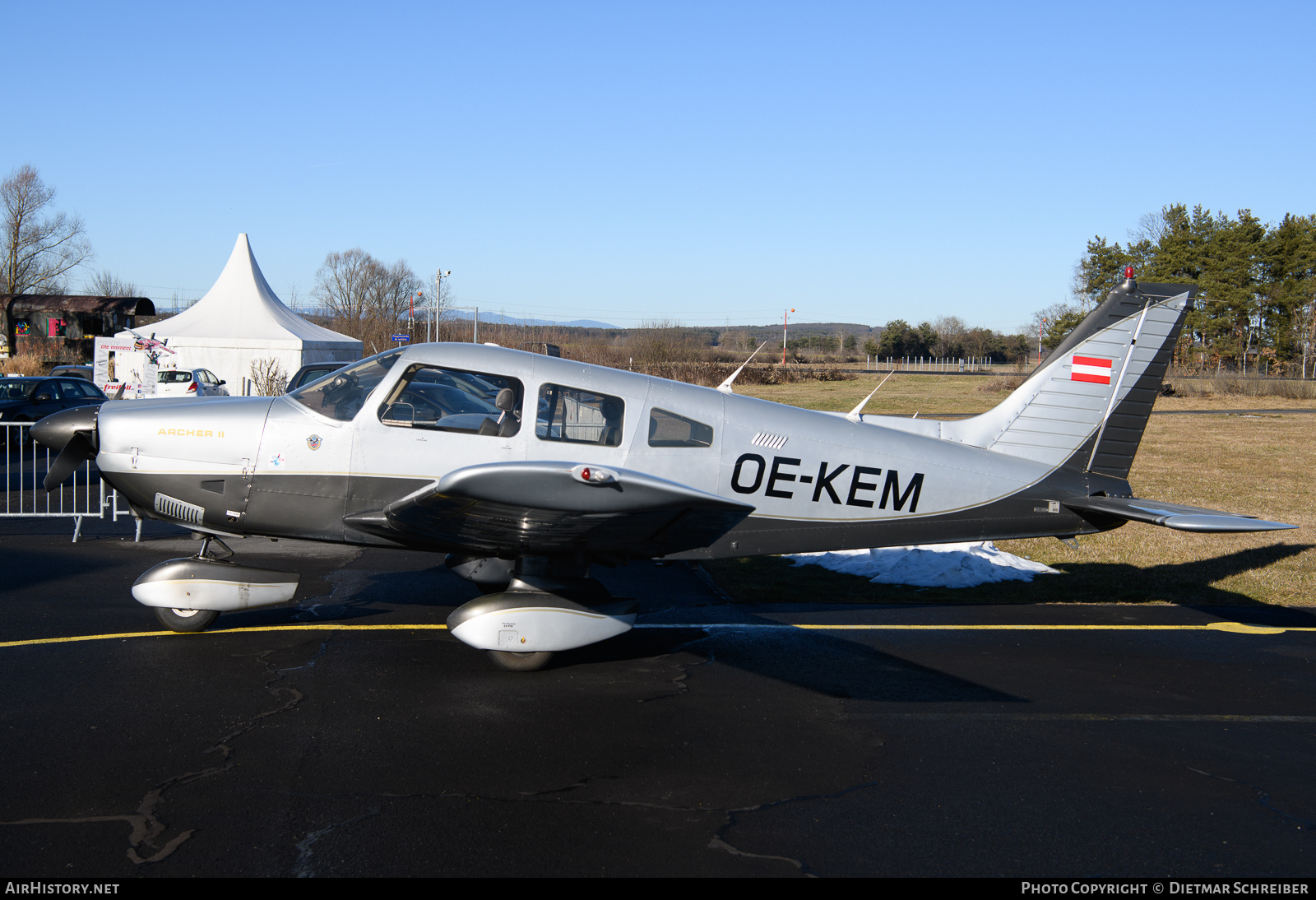 Aircraft Photo of OE-KEM | Piper PA-28-181 Archer II | AirHistory.net #838959