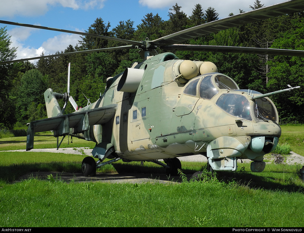 Aircraft Photo of 0147 | Mil Mi-24D | Czechia - Air Force | AirHistory.net #839014