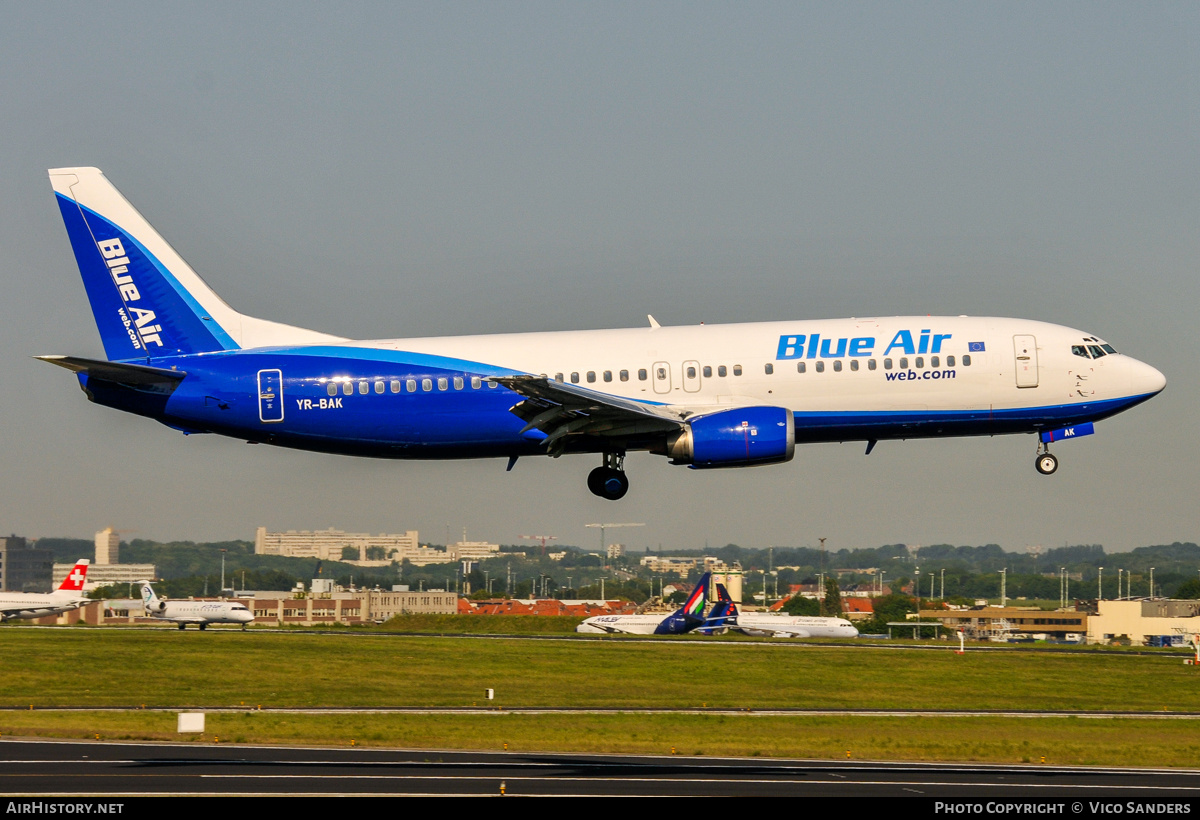 Aircraft Photo of YR-BAK | Boeing 737-430 | Blue Air | AirHistory.net #839075