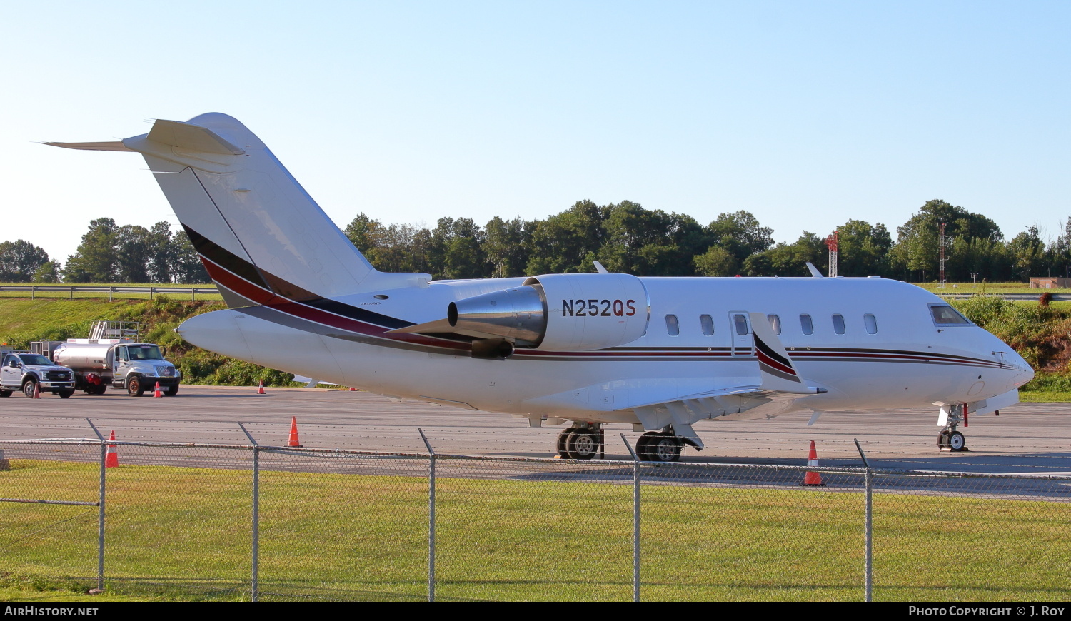 Aircraft Photo of N252QS | Bombardier Challenger 650 (CL-600-2B16) | AirHistory.net #839114