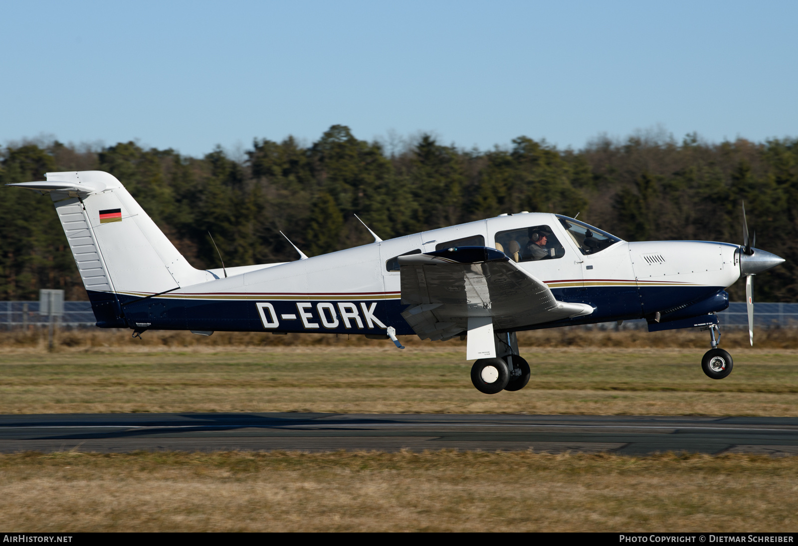 Aircraft Photo of D-EORK | Piper PA-28RT-201T Turbo Arrow IV | AirHistory.net #839167