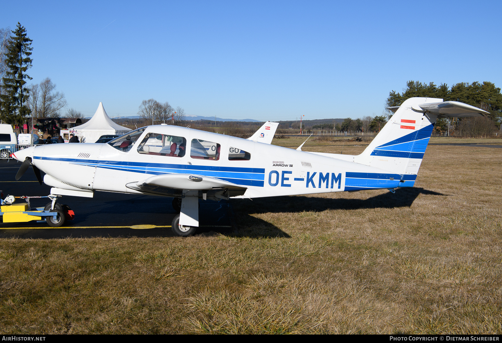 Aircraft Photo of OE-KMM | Piper PA-28RT-201T Turbo Arrow IV | AirHistory.net #839175