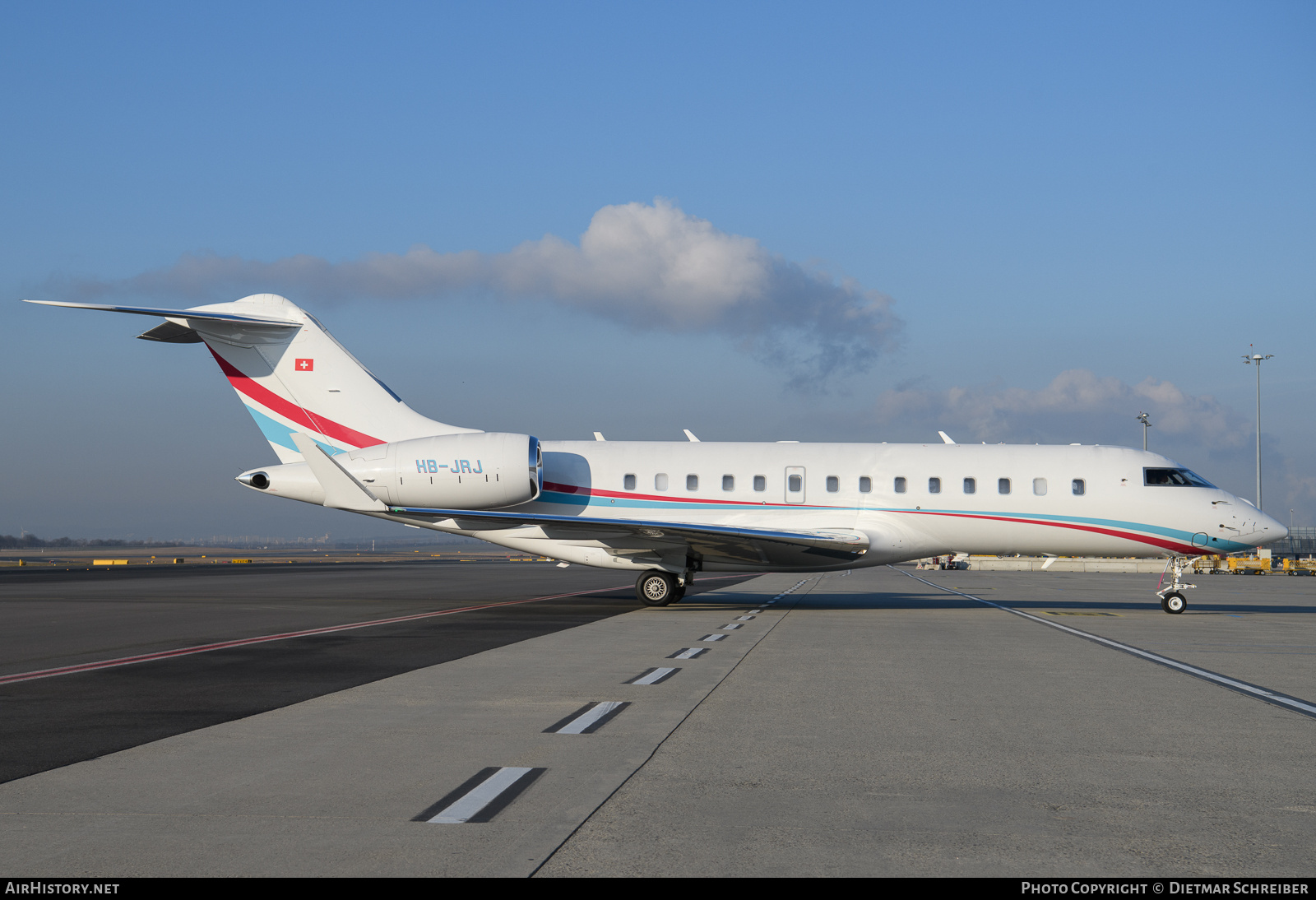 Aircraft Photo of HB-JRJ | Bombardier Global 5500 (BD-700-1A11) | AirHistory.net #839182