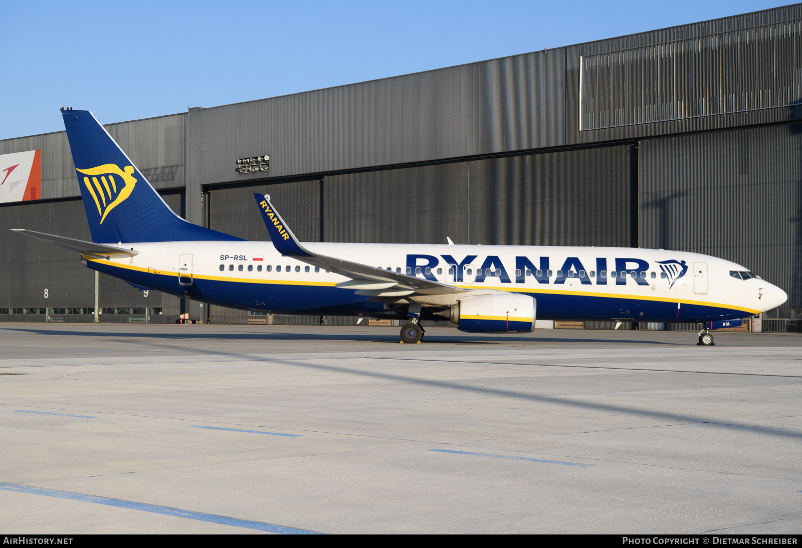 Aircraft Photo of SP-RSL | Boeing 737-800 | Ryanair | AirHistory.net #839186