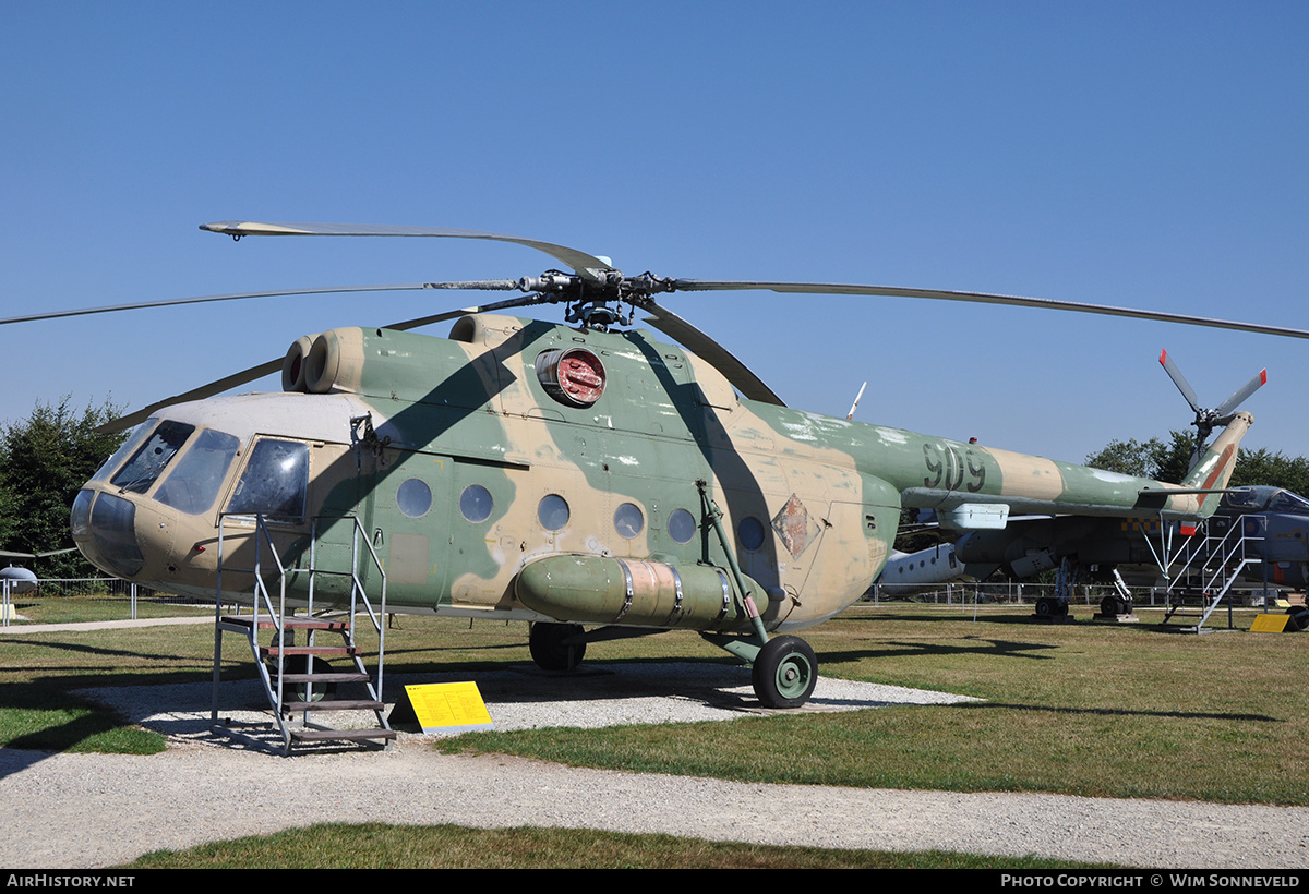 Aircraft Photo of 909 | Mil Mi-8T | East Germany - Air Force | AirHistory.net #839201