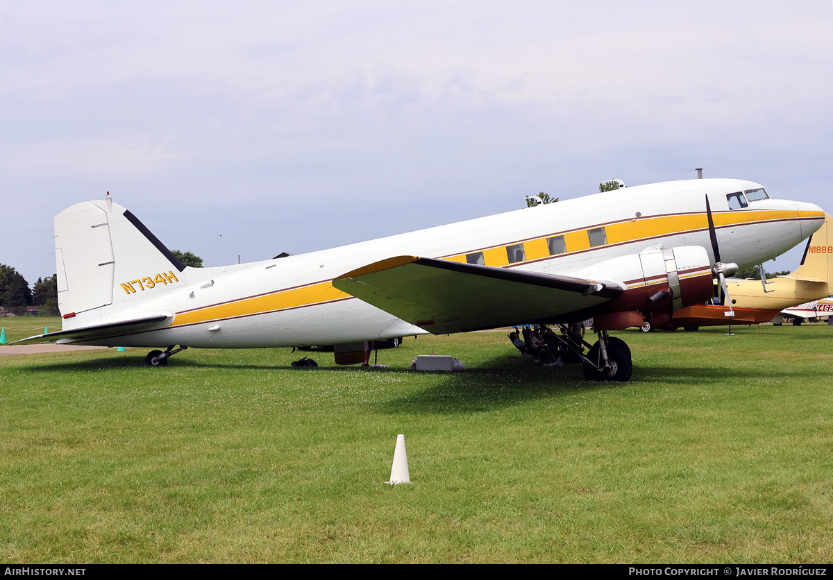 Aircraft Photo of N734H | Douglas DC-3(C) | AirHistory.net #839211