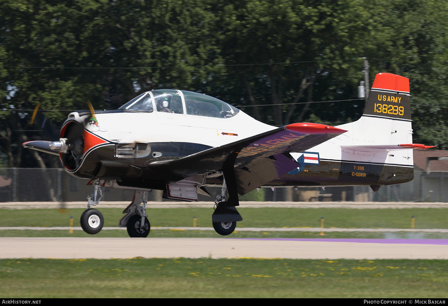 Aircraft Photo of C-GDKR / 138289 | North American T-28B Trojan | USA - Army | AirHistory.net #839219